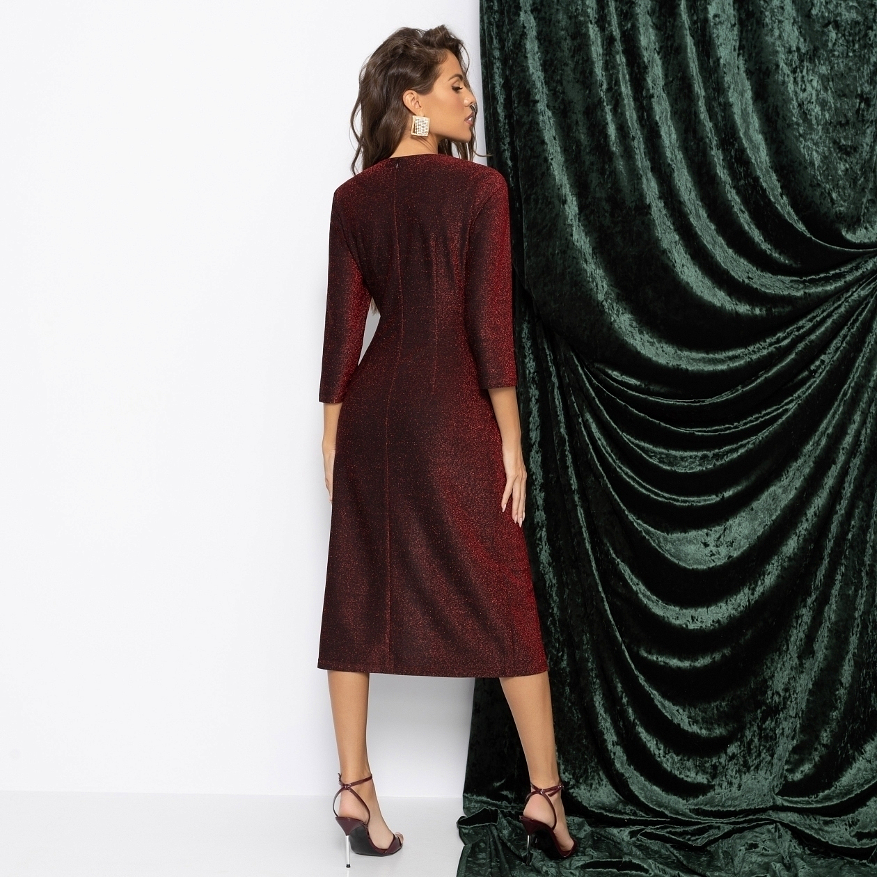 Платье Любовный расклад (страстный роман). Состав: 95% п/э, 5% эластан