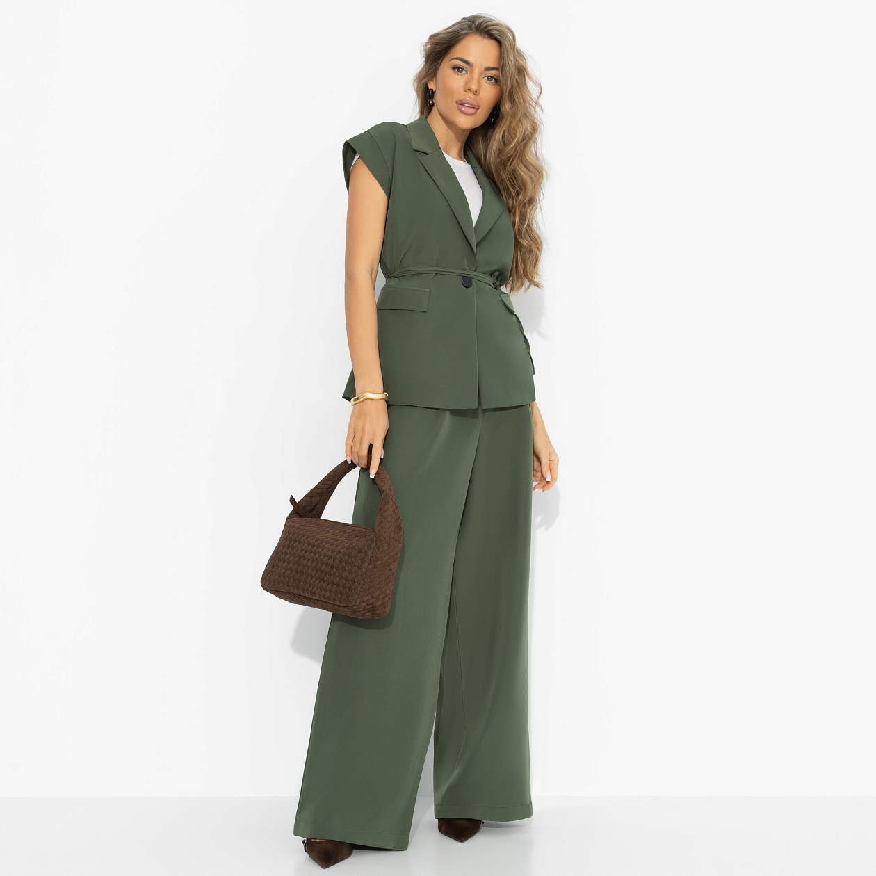 Слишком модно (зелёный). Состав: 60% полиэстер, 37% вискоза, 3% спандекс