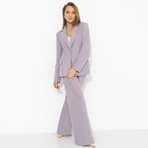 В правильном свете. Состав: 95% полиэстер, 5% эластан