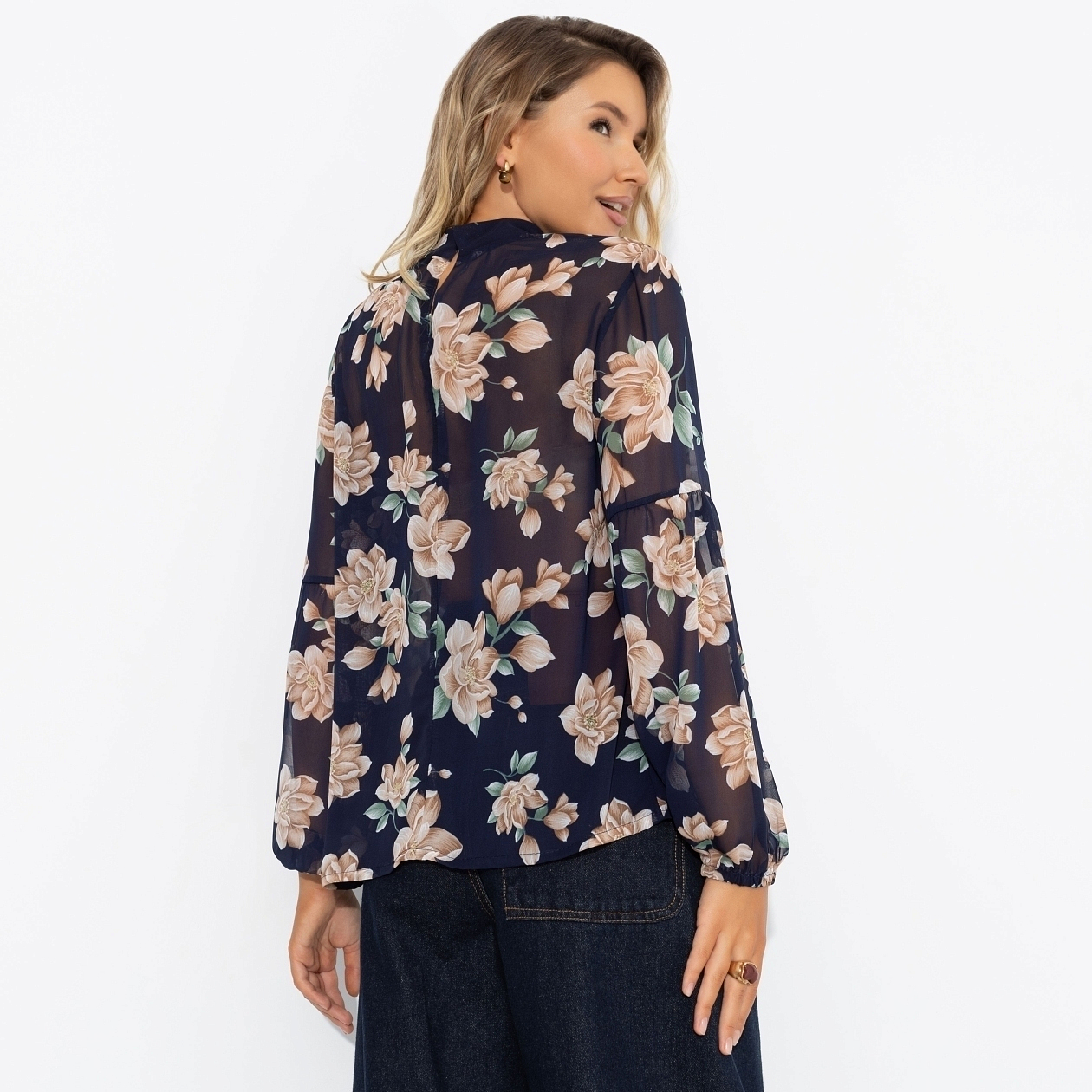 Блуза Драма в деталях (сказка). Состав: 100% п/э