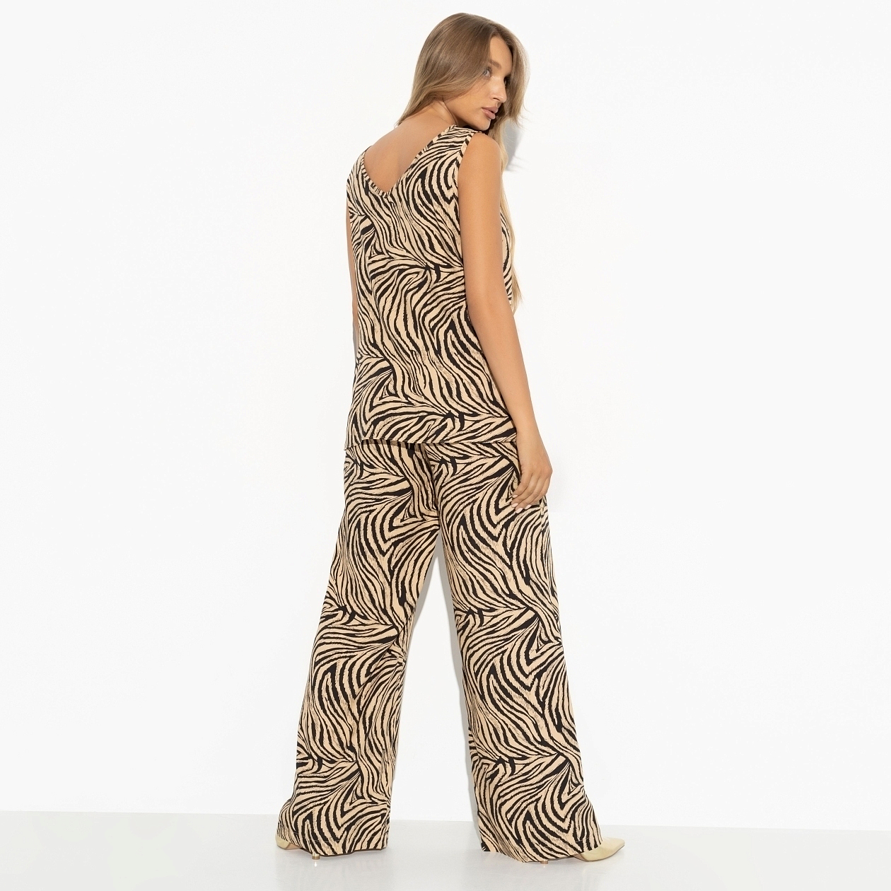 Брючный комплект Властвуй над сердцами (элегант, 2 в 1). Состав: 100% вискоза