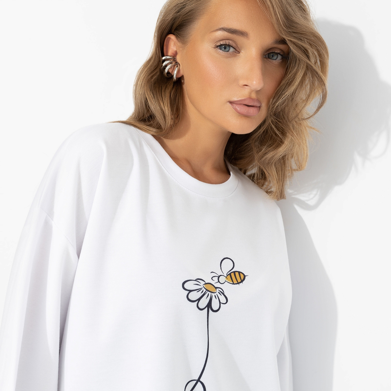 Футболка Мода-мания. Состав: 65% полиэстер, 30% вискоза, 5% стрейч