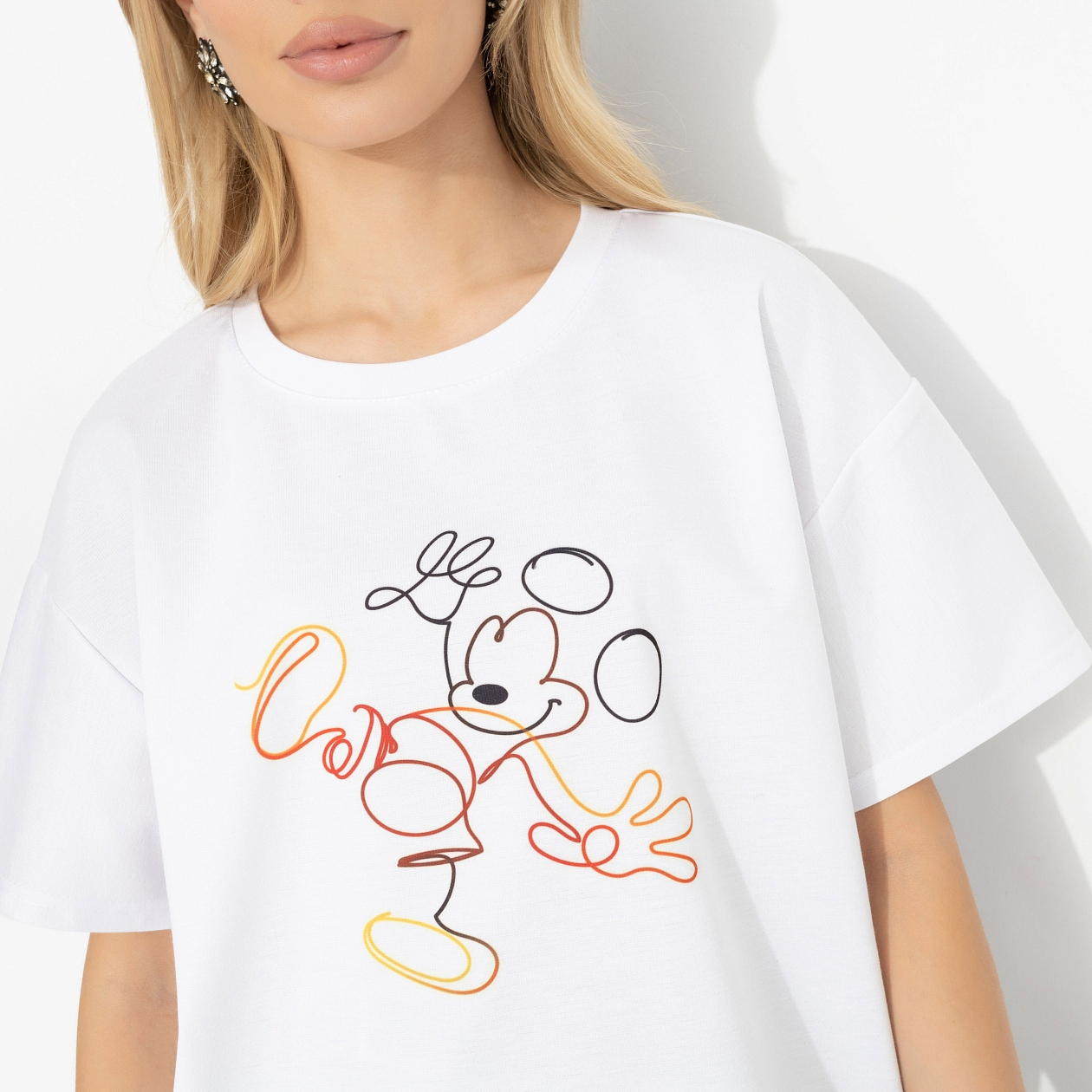 Футболка На своей волне (игра). Состав: 65% п/э, 30% вискоза, 5% стрейч