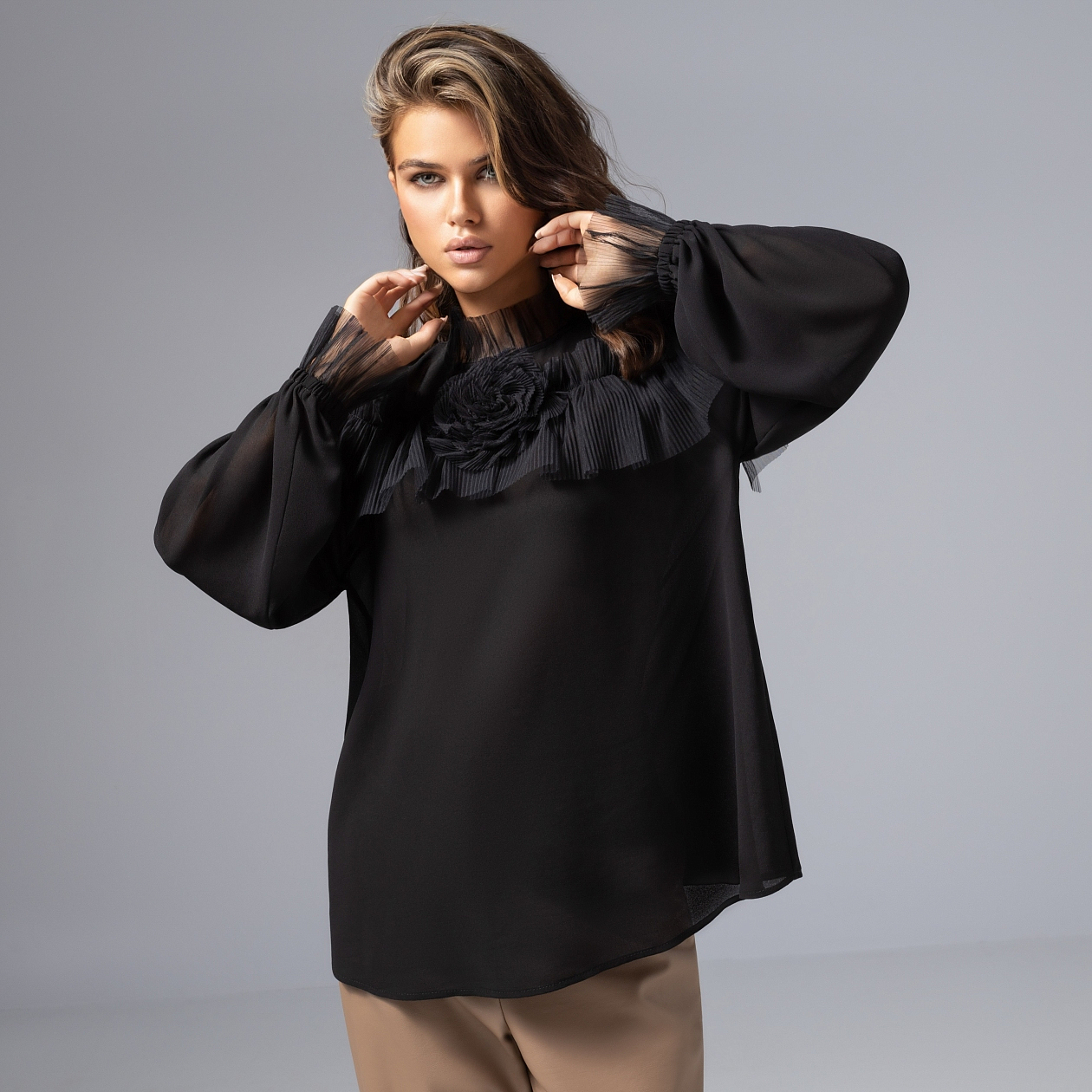 Блуза Мелодия сердца (ночь). Состав: 98% п/э, 2% спандекс