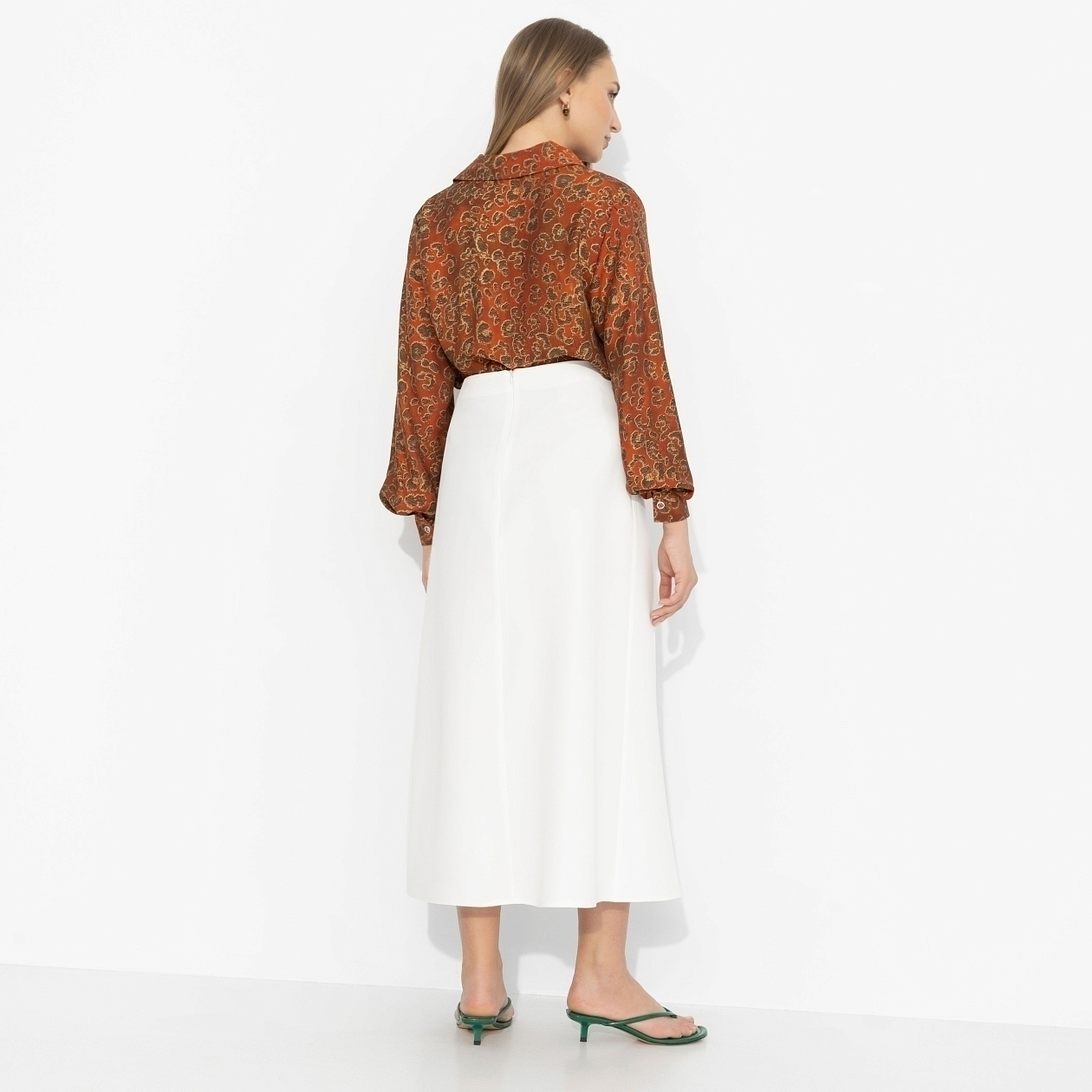 Совершенная форма. Купить женский Юбка оптом от производителя.