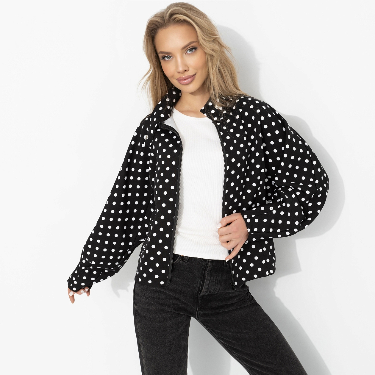 Жакет Сильная сторона (блэк). Состав: 65% п/э, 30% вискоза, 5% эластан