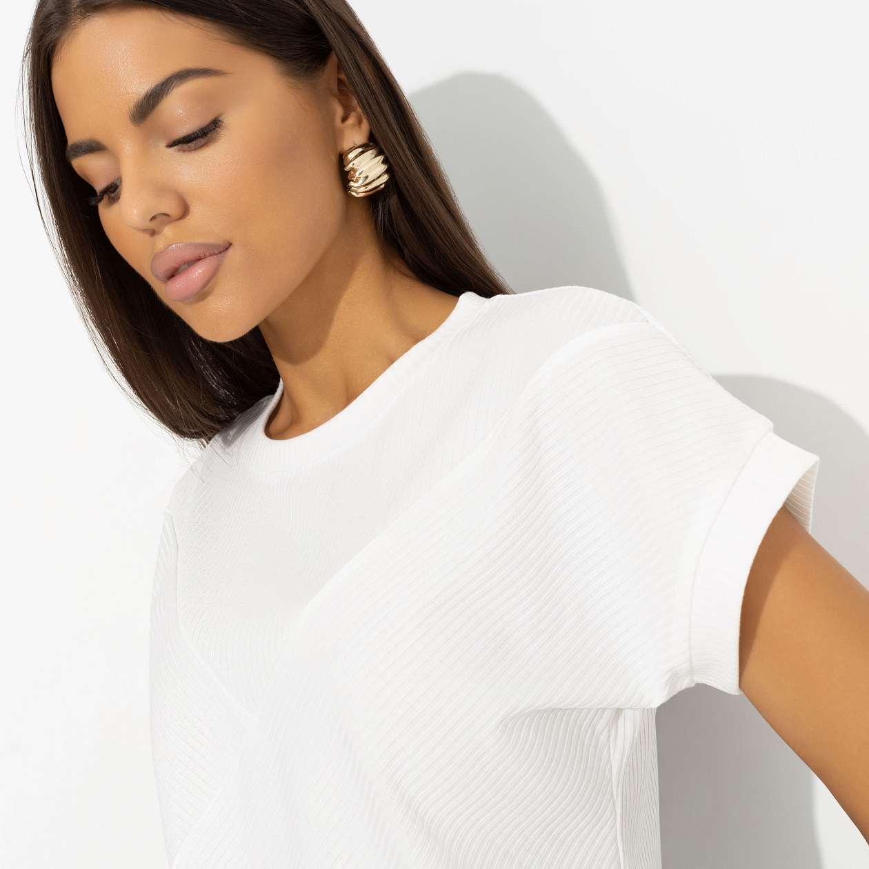 Футболка Искусство строить глазки . Состав: 65% п/э, 30% вискоза, 5% спандекс