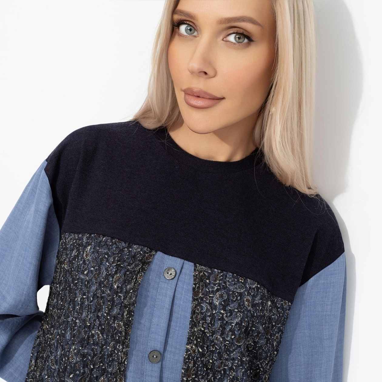 Стиль по-взрослому (голубой). Состав: 65% п/э, 20% вискоза, 10% акрил, 5% спандекс