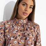 Блуза Драма в деталях (фундук). Состав: 65% п/э, 30% вискоза, 5% эластан