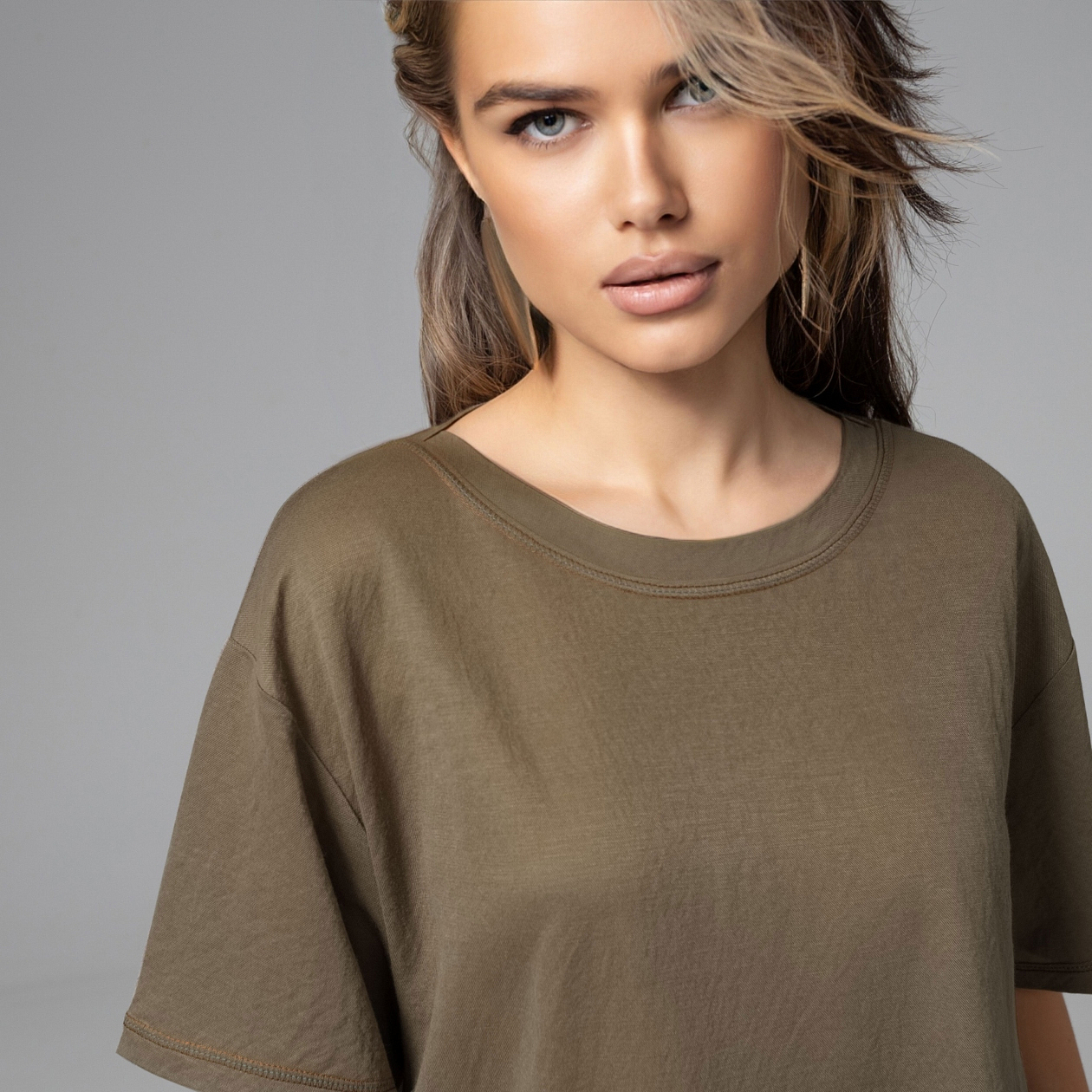 Футболка Стальной взгляд (эстетика). Состав: 50% вискоза, 25% п/э, 20% нейлон, 5% спандекс