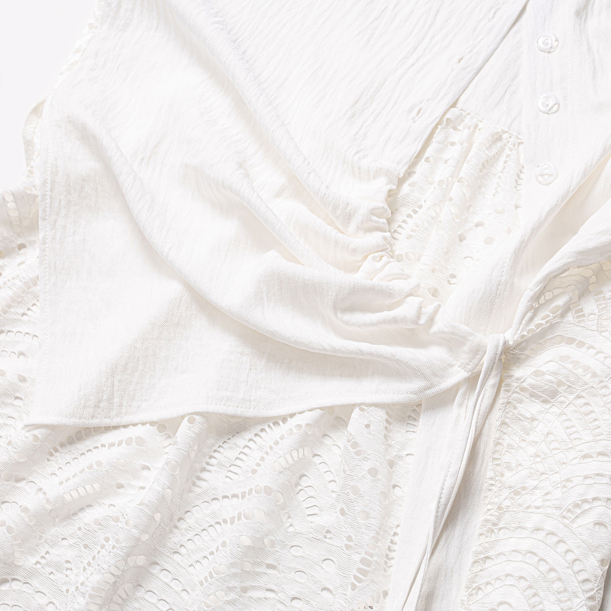 Дивная смелость. Состав: 65% п/э, 30% вискоза, 5% спандекс