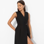 Платье Рождение богини (черное). Состав: 40% полиэстер, 27% вискоза, 23% лён, 10% хлопок