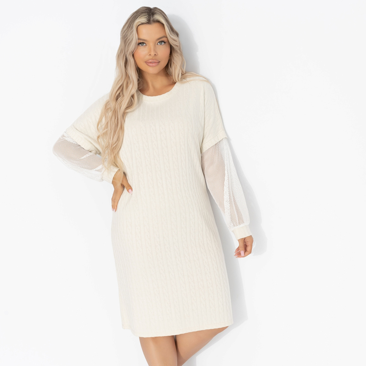 Платье Ласкаю взгляд. Состав: 75% нейлон, 22% хлопок, 3% спандекс