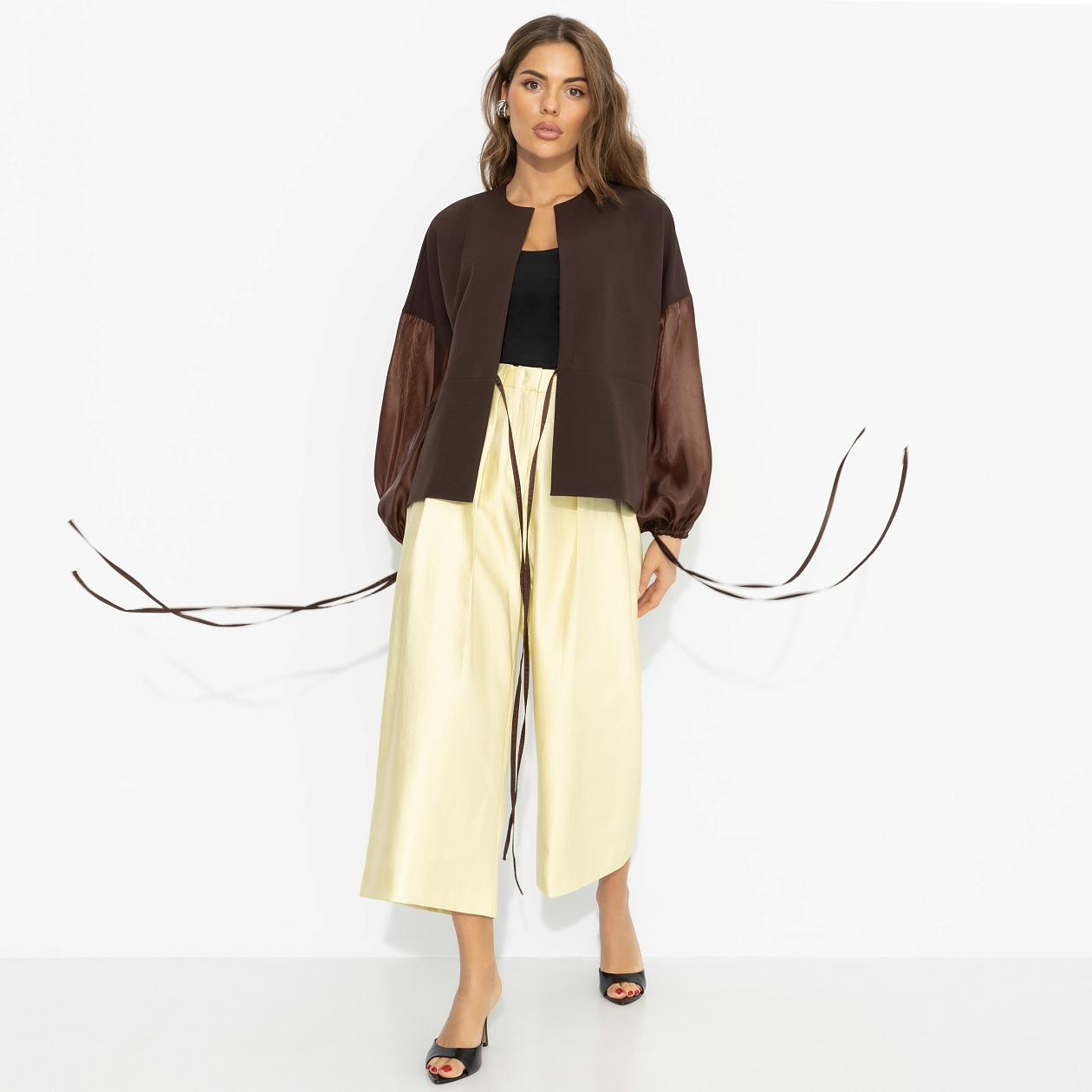 Жакет Выше ожиданий. Состав: 95% полиэстер, 5% эластан