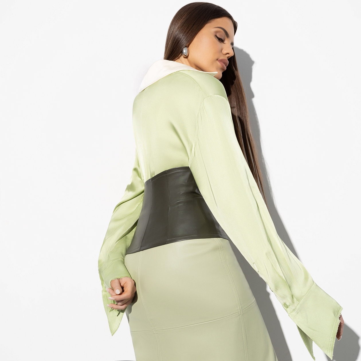 Горячий тренд (green). Состав: 55% п/у волокно, 45% полиэстер