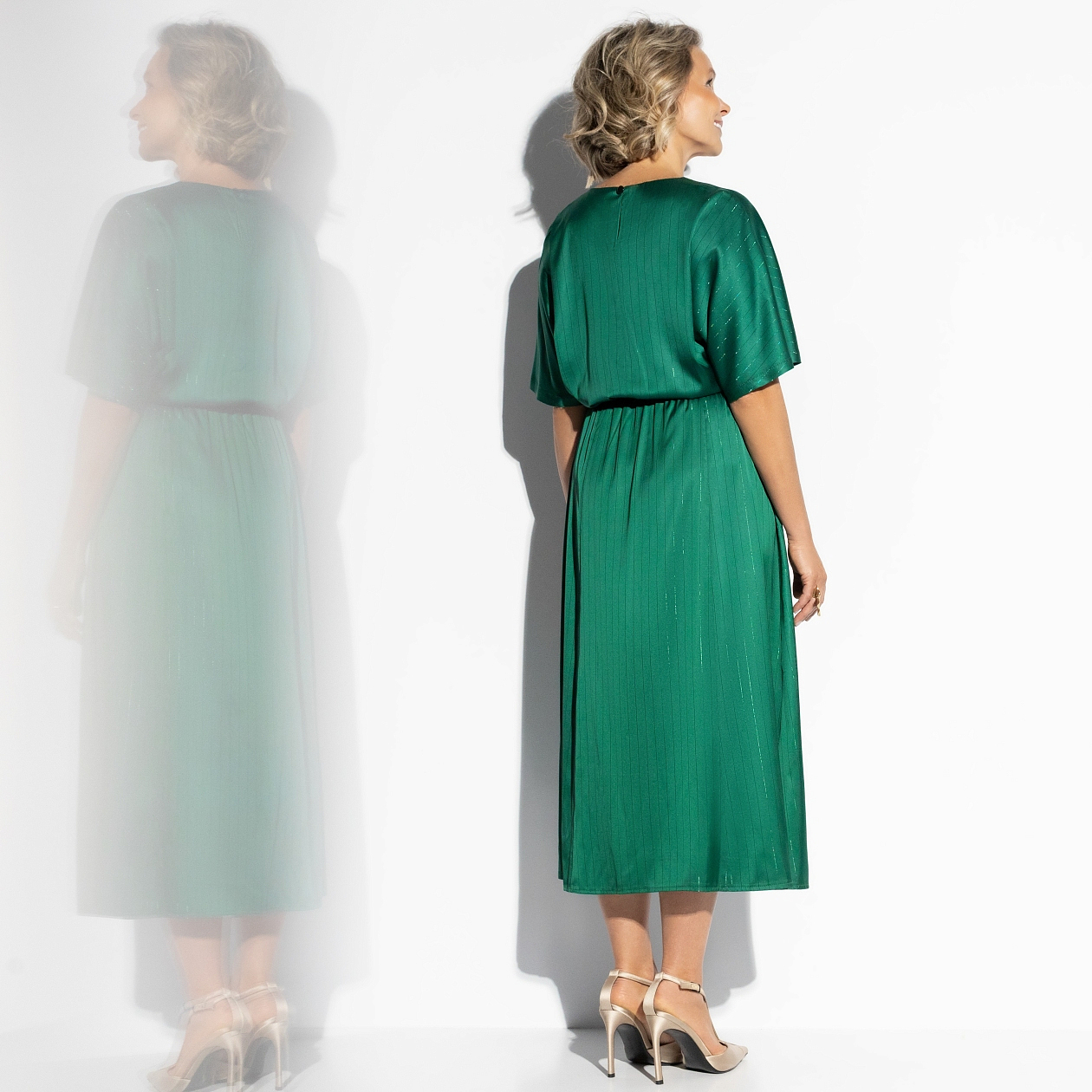 Платье Икона моды (зелёное). Состав: 95% полиэстер, 5% эластан