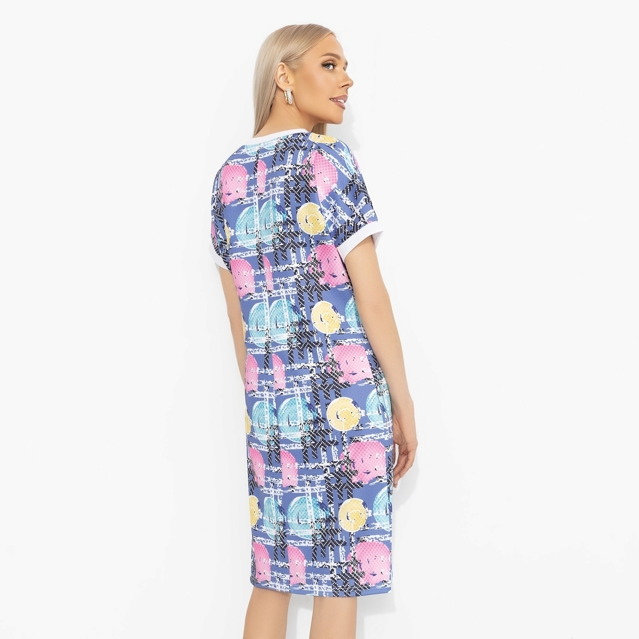 Будь первой. Состав: 95% п/э, 5% спандекс