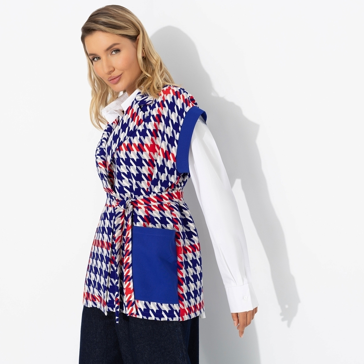 Модное измерение (яркий, с поясом). Состав: 95% п/э, 5% спандекс