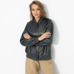 Без фильтров. Состав: 45% п/э, 45% полиуретан, 5% вискоза,  5% спандекс