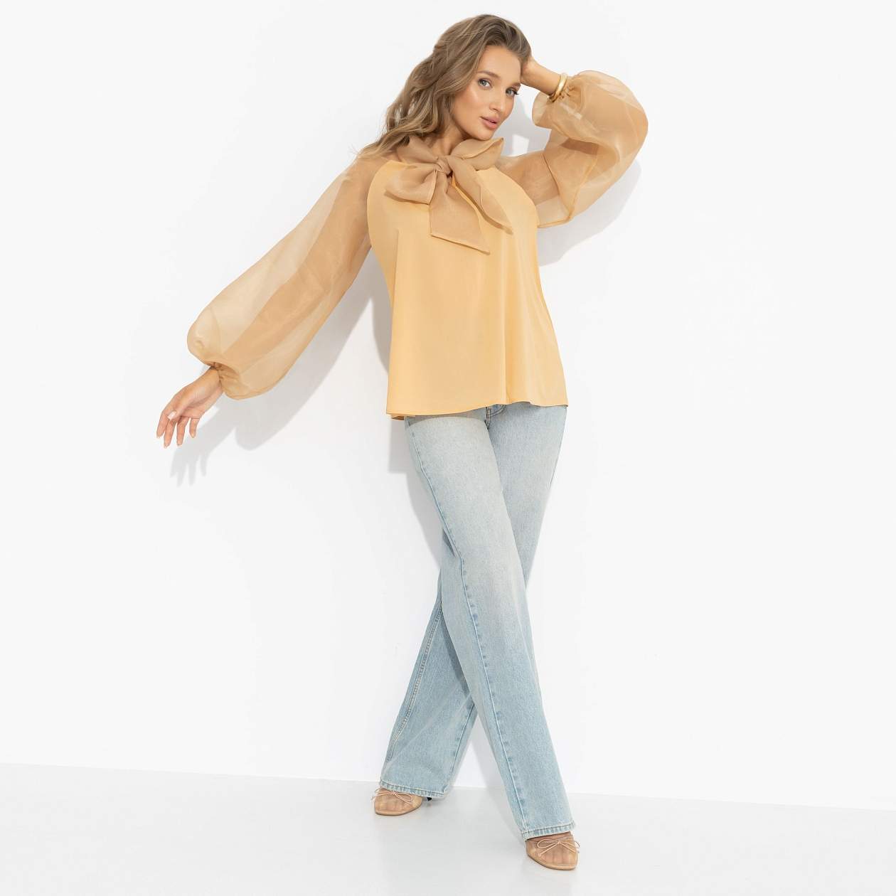 Блуза Больше, чем образ. Состав: 95% полиэстер, 5% эластан