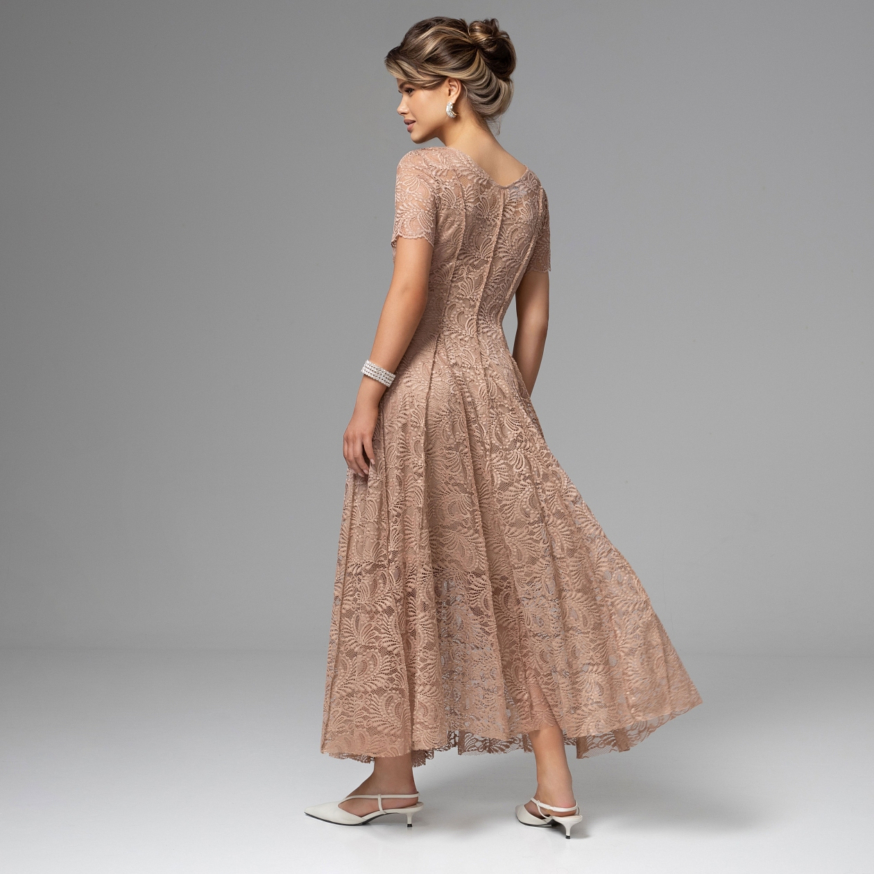 Платье Сфотай меня немедленно (тихая роскошь). Состав: 98% п/э, 2% спандекс