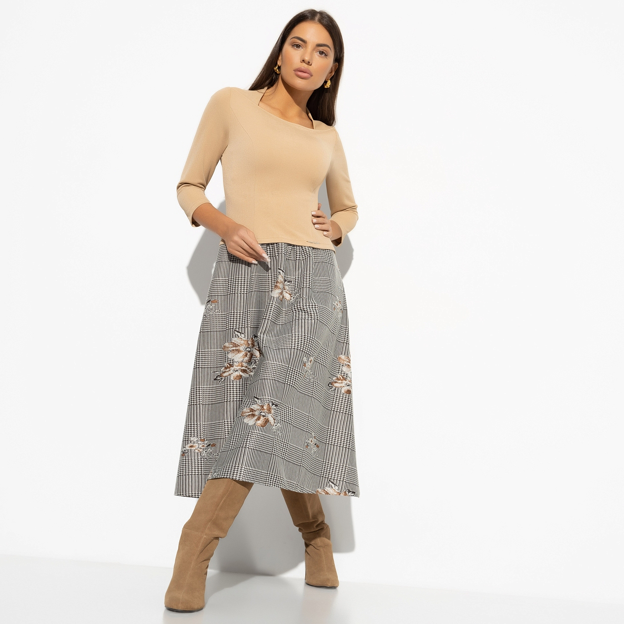 Платье Выбор эксперта (new). Состав: 65% п/э, 30% вискоза, 5% спандекс