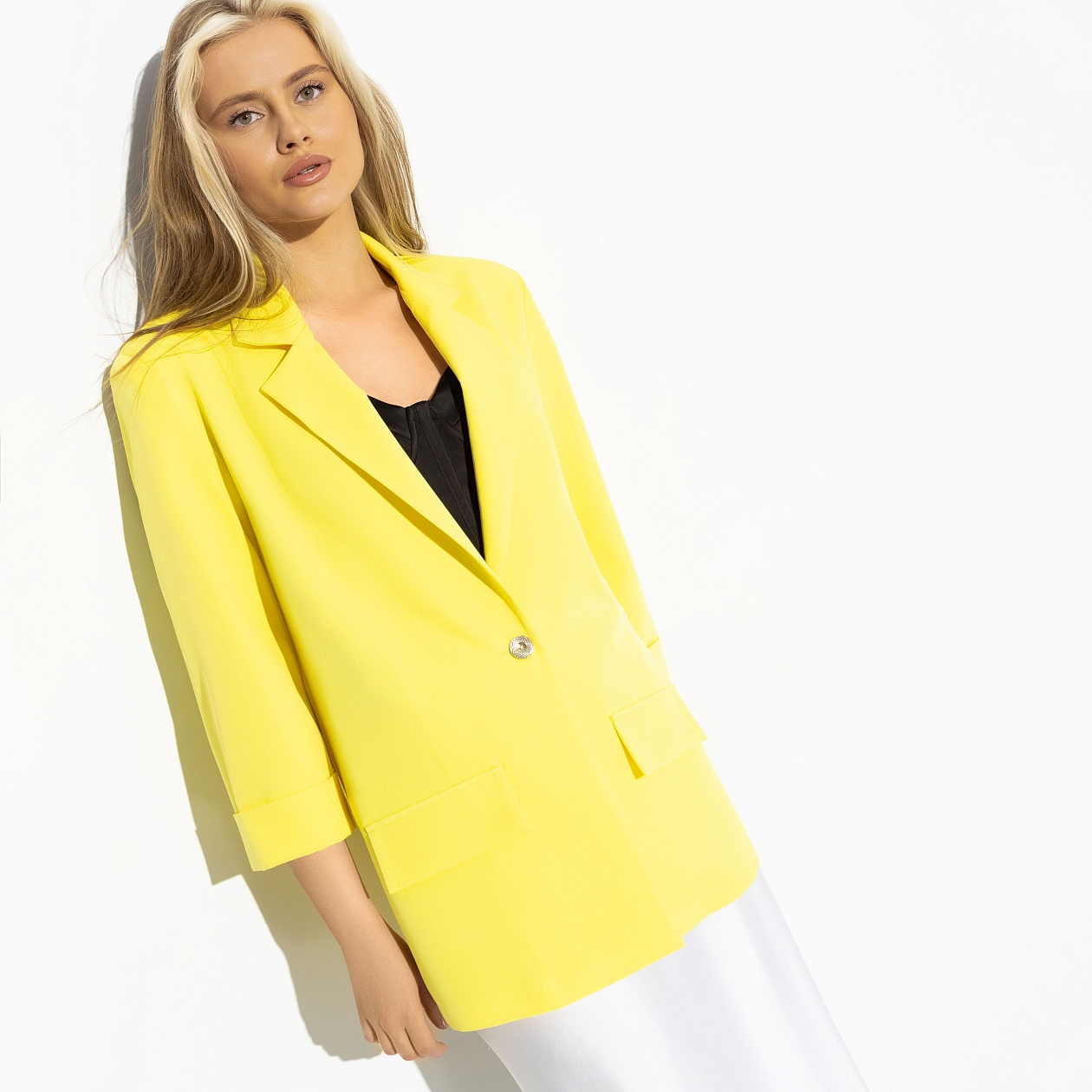 Жакет Всемирное признание (banana style). Состав: 95% полиэстер, 5% эластан