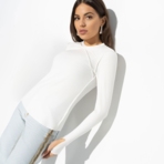 Лонгслив двусторонний Роковое признание (вайт). Состав: 65% п/э, 30% вискоза, 5% спандекс