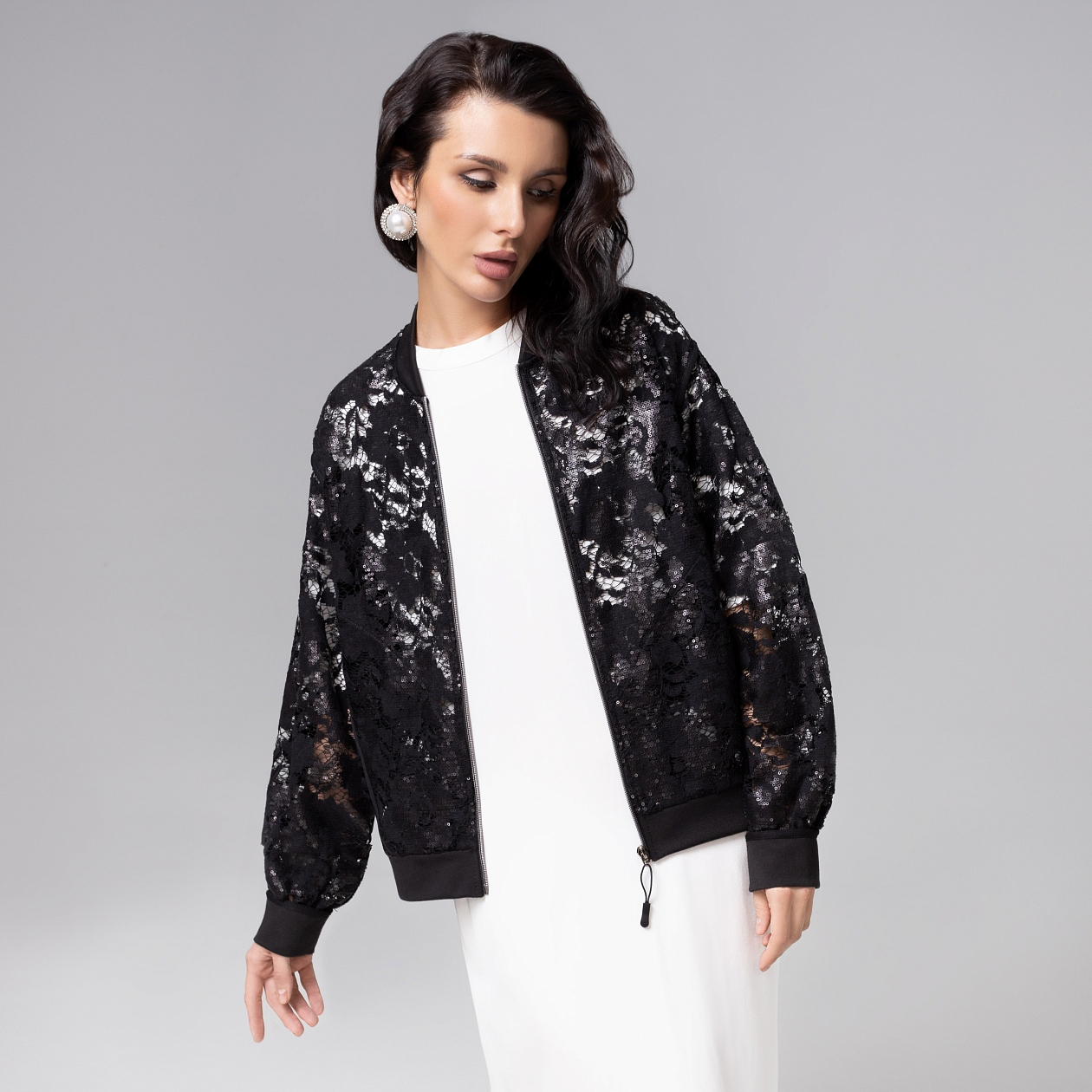 Бомбер Секрет смелости (чёрный). Состав: 65% хлопок, 20% нейлон, 13% вискоза, 2% спандекс