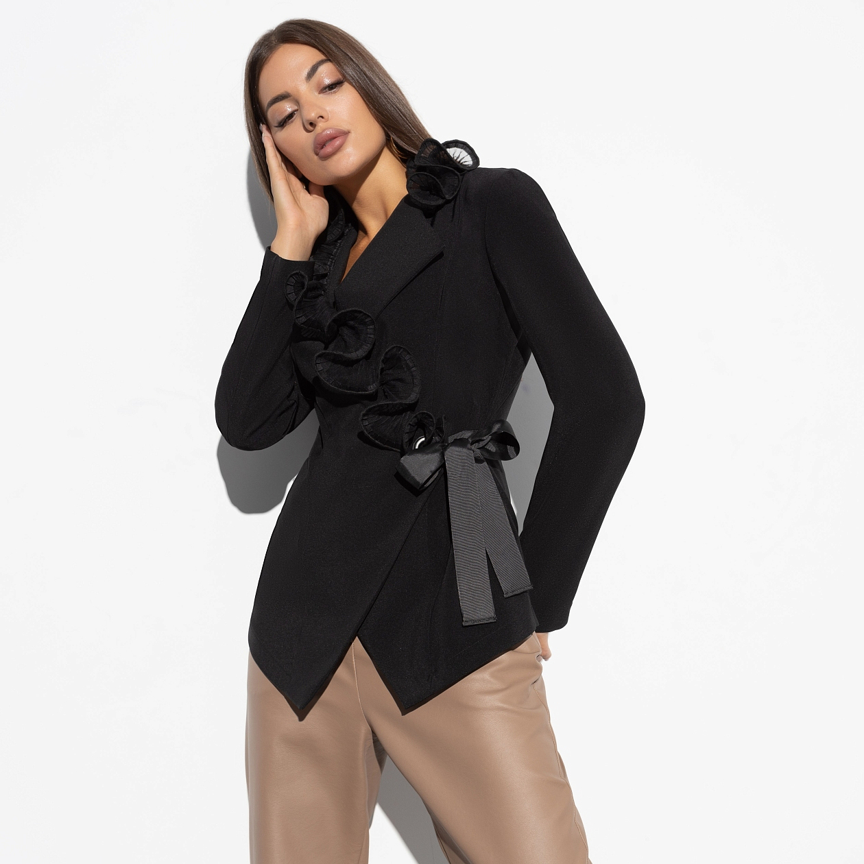 Жакет Эффектная элегантность. Состав: 65% п/э, 30% вискоза, 5% спандекс