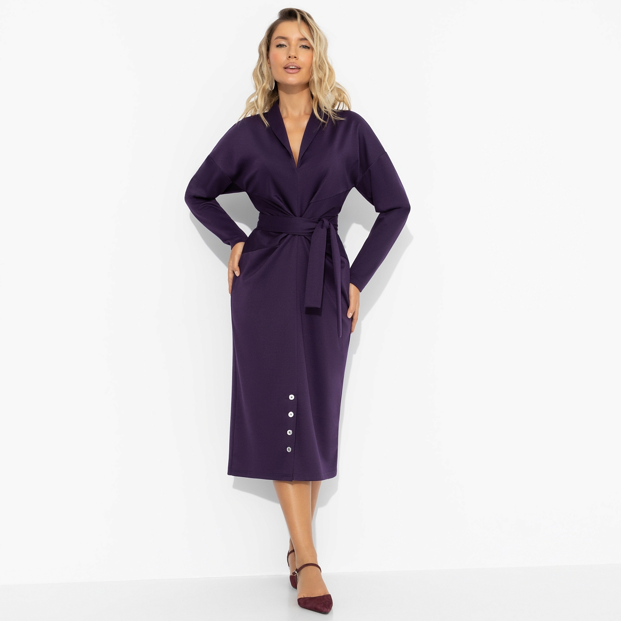 Платье-футляр Эйфория стиля (роскошная). Состав: 65% полиэстер, 30% вискоза, 5% спандекс