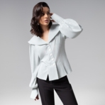 Блуза Кутюр в голове. Состав: 65% п/э, 30% вискоза, 5% спандекс