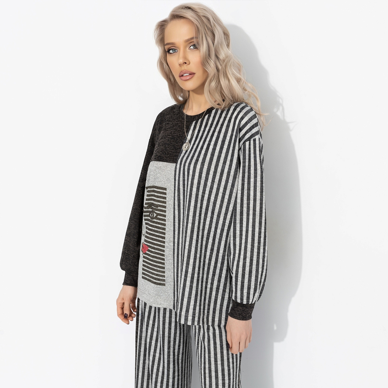 Примерь свободу. Состав: 65% п/э, 30% вискоза, 5% спандекс