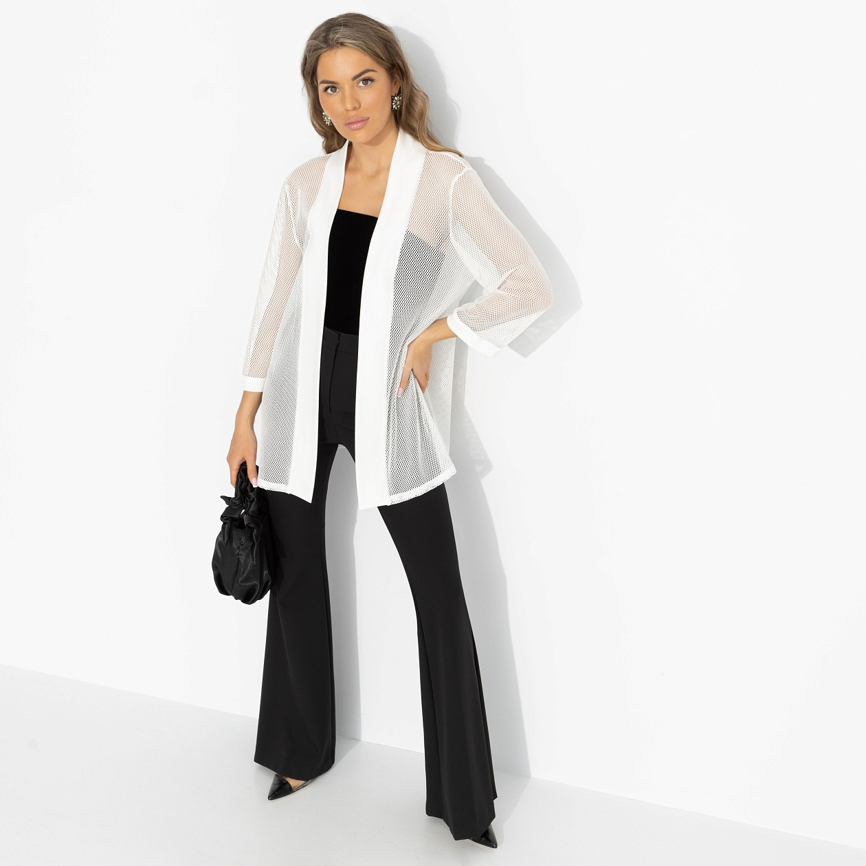 Для стильного образа (белый). Состав: 95% п/э, 5% стрейч