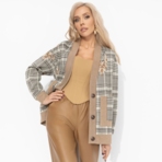 В модном режиме (классика). Состав: 65% полиэстер, 30% вискоза, 5% эластан