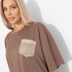 Футболка Красиво живу. Состав: 65% полиэстер, 30% вискоза, 5% стрейч