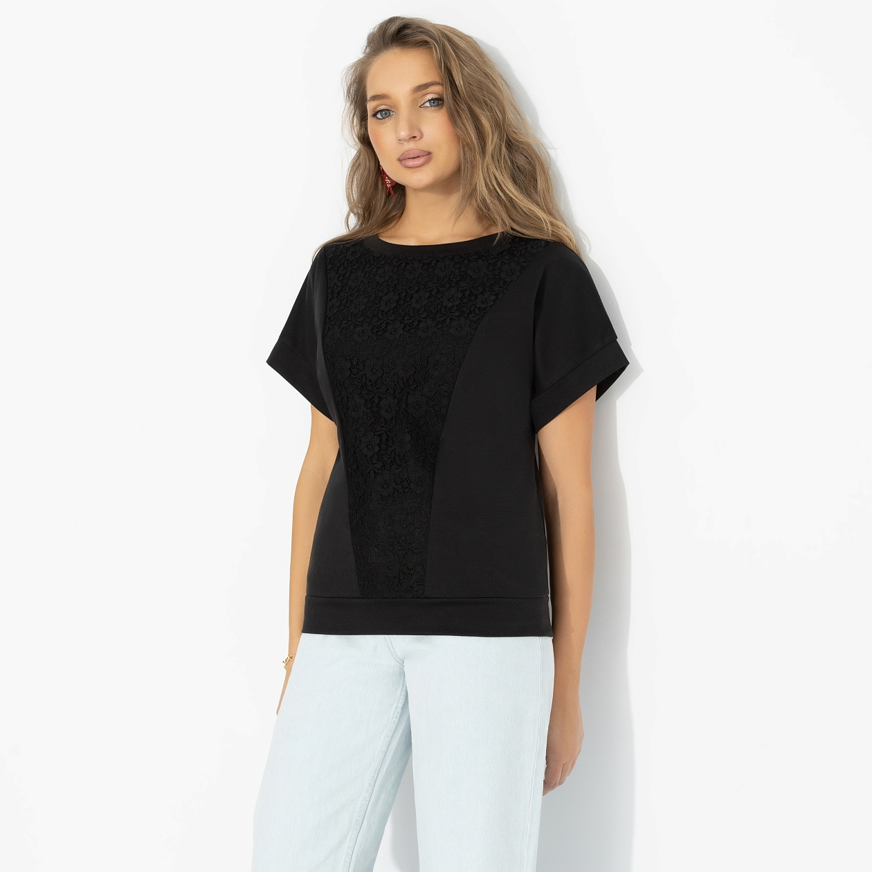 Футболка Всегда иначе (черная). Состав: 65% п/э, 30% вискоза, 5% стрейч