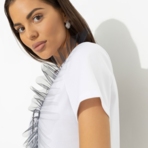 Футболка Завоюй меня . Состав: 65% п/э, 30% вискоза, 5% стрейч