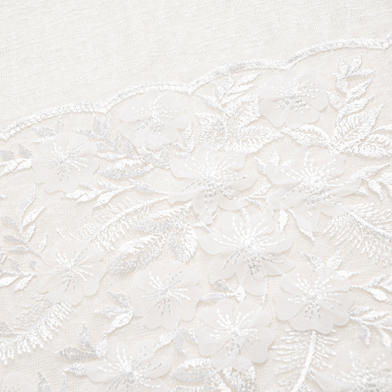 Футболка Буду тебе сниться (айвори). Состав: 65% п/э, 30% вискоза, 5% спандекс