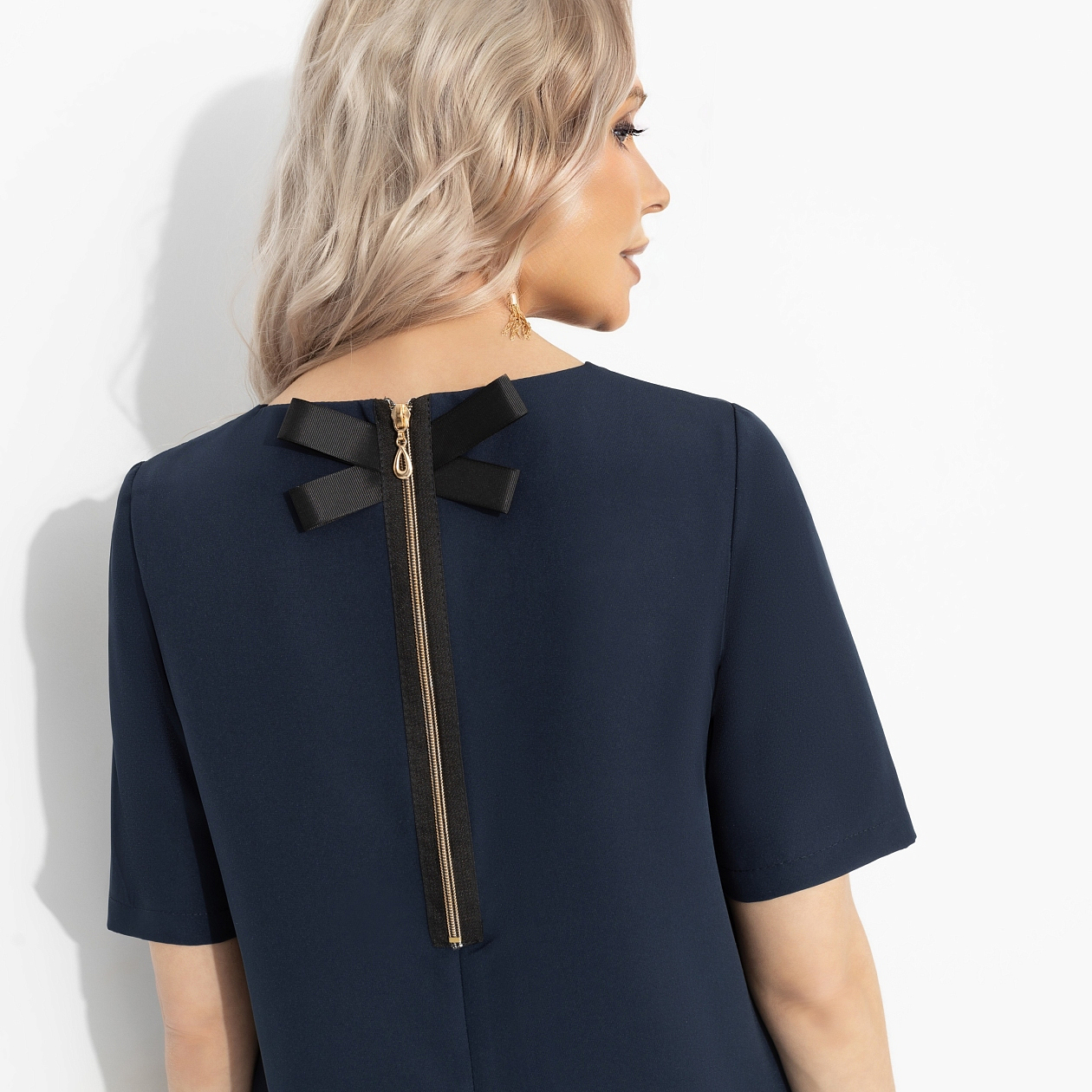 Платье Сделай комплимент (уверенность). Состав: 95% п/э, 5% эластан