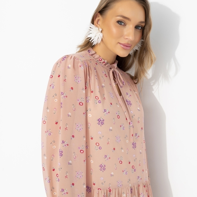 Платье Поразительно красива (романтика)