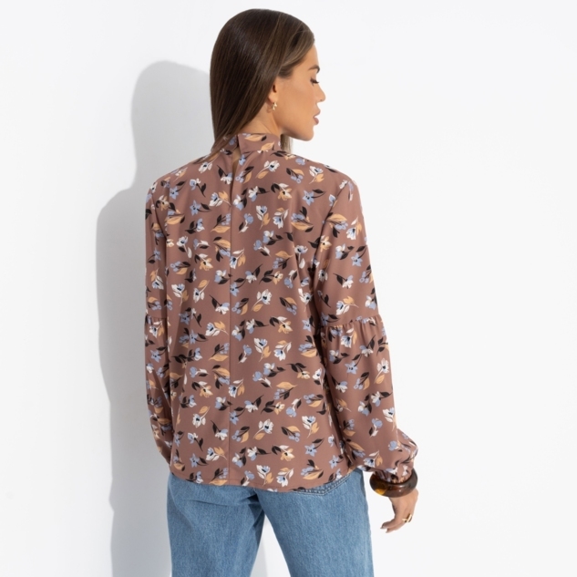 Блуза Драма в деталях (фундук) 