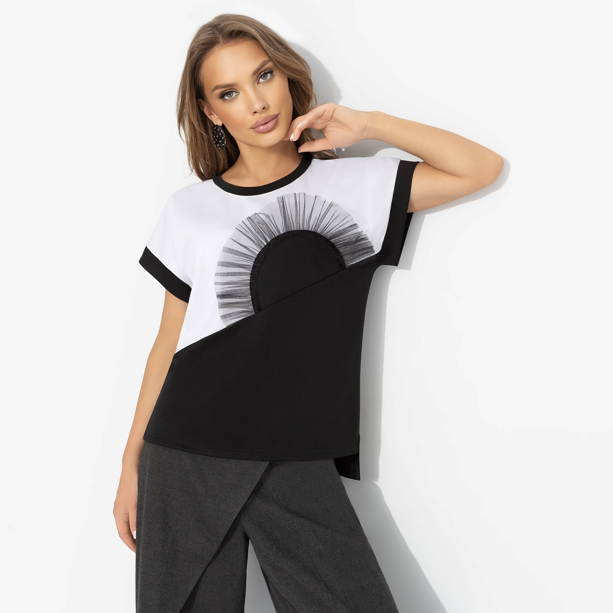 Футболка Хочу чуда. Состав: 65% п/э, 30% вискоза, 5% стрейч