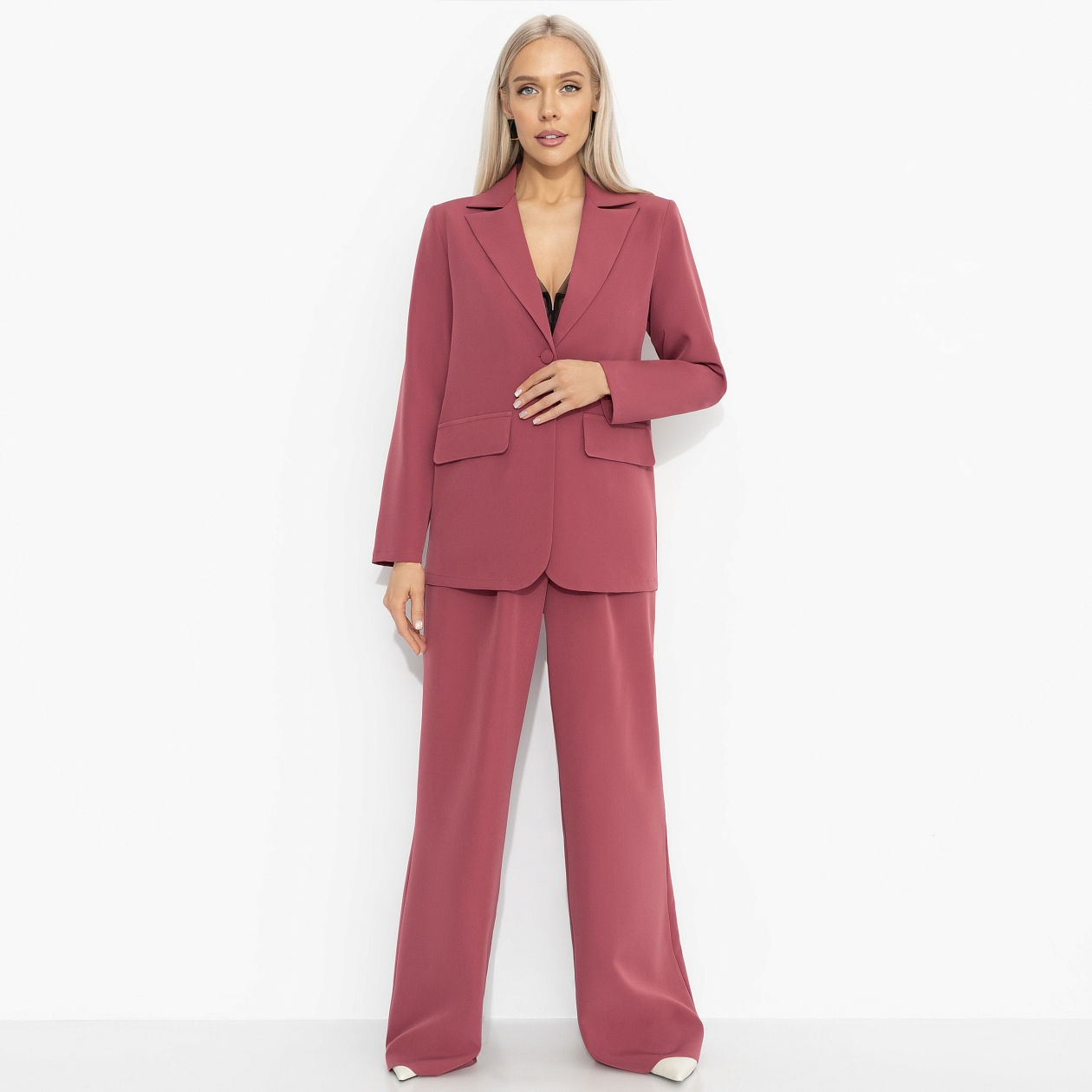 Брючный костюм Серьезный стиль (2 в 1, малиновый десерт). Состав: 65% п/э, 30% вискоза, 5% эластан