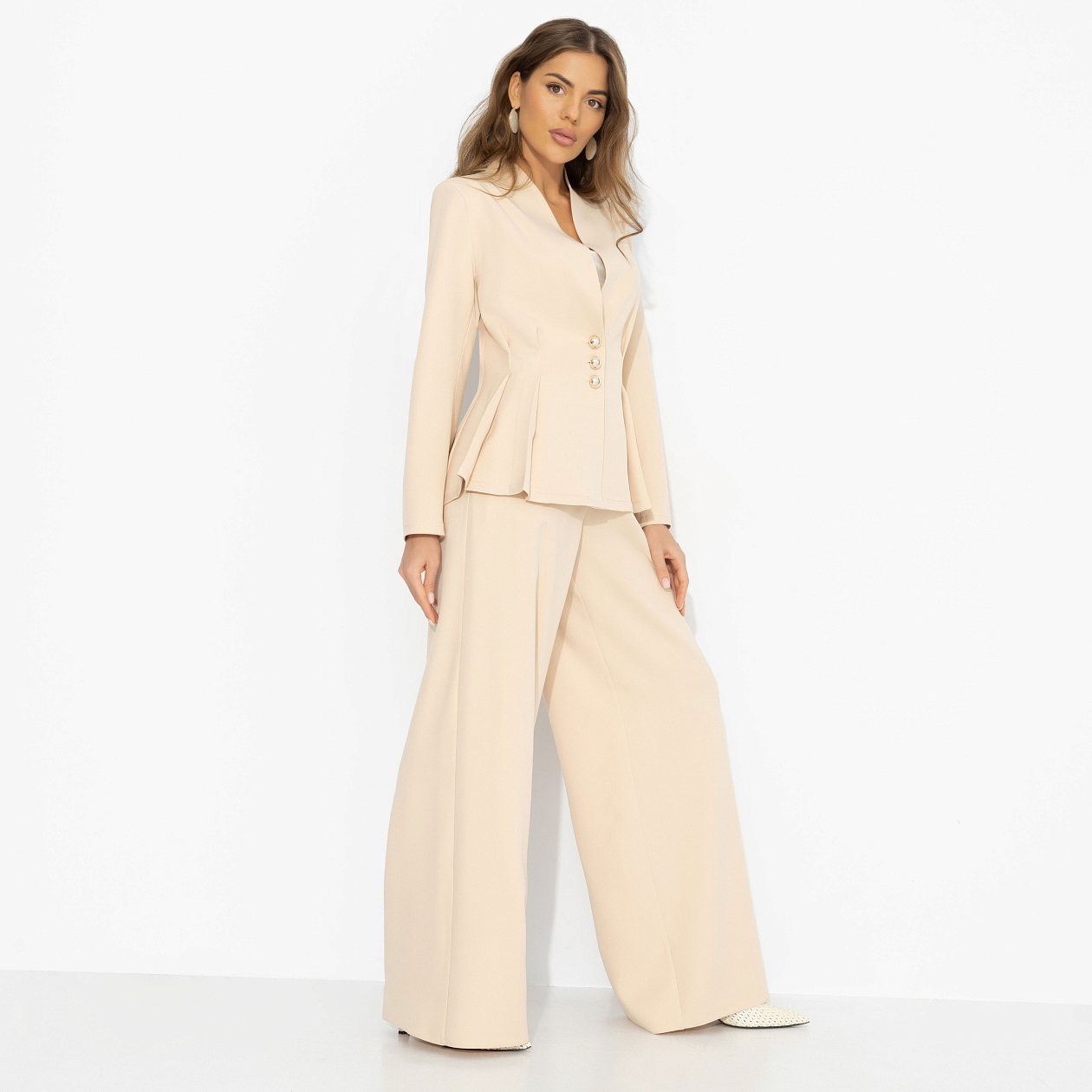 Брючный костюм Время знаков (2 в 1, тихая роскошь). Состав: 95% п/э, 5% эластан