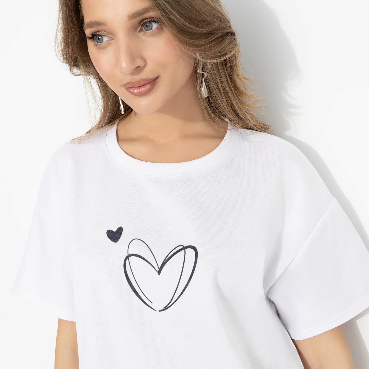 На своей волне. Состав: 65% п/э, 30% вискоза, 5% стрейч