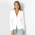 Жакет Шоу-показ (роскошный белый). Состав: 60% полиэстер, 37% вискоза, 3% спандекс