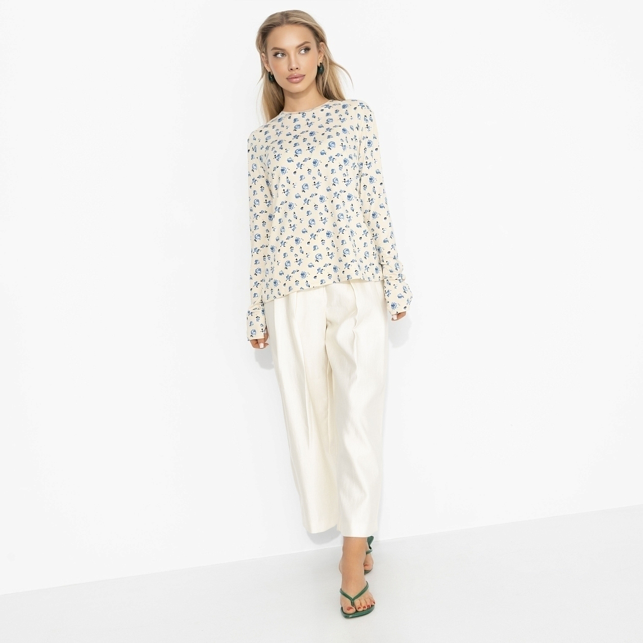 Лонгслив Личный стандарт (романтика). Состав: 65% вискоза, 30% полиэстер, 5% эластан