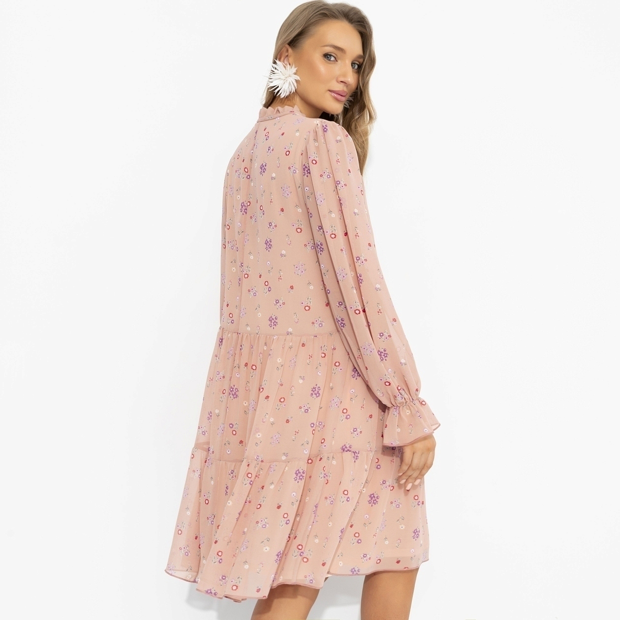 Платье Поразительно красива (романтика). Состав: 98% п/э, 2% спандекс