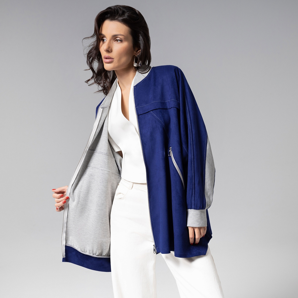 Бомбер Стильное вложение (oversize, S-M). Состав: 95% п/э, 5% спандекс